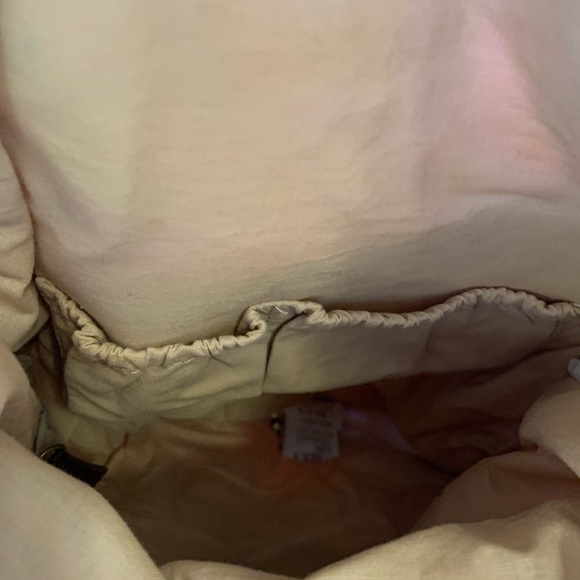 Beautiful Sakroots Crossbody Bag in EUC. - Picture 7 of 8